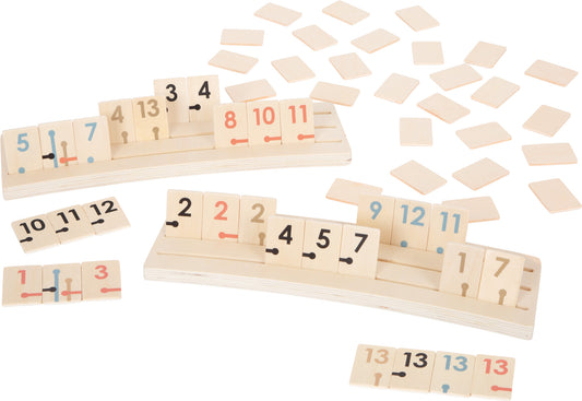 Rummy „Zlatno izdanje” | Paket sadrži 106 dijelova za igru i 4 igrališta, idealno za zabavu i druženje. (broj dijelova: 106)